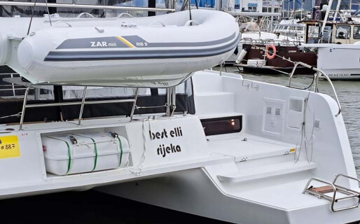 Lagoon 42, Best Elli