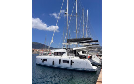 Lagoon 42, Celavie