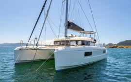 Lagoon 43, SKY CAT