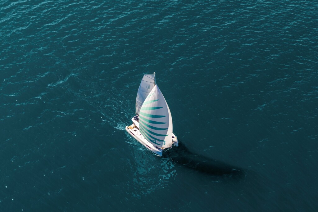 Lagoon 43 Temporal Drift