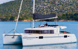 Lagoon 450 F, Julius Cesar III