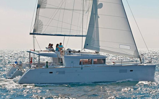 Lagoon 450, Peace Out