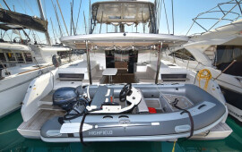 Lagoon 50, Lux