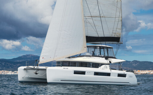 Lagoon 51 OW, Selanja
