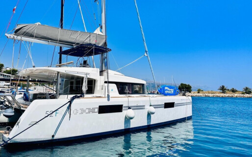 Lagoon 52 F, Madonna of Adriatic