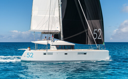 Lagoon 52 F, Tiga