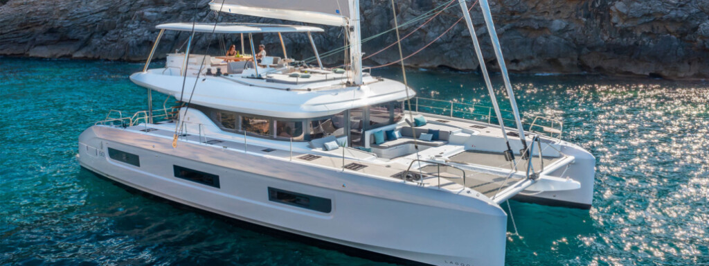 Lagoon 60 Catwalk I