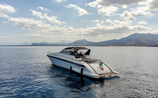 Leopard 23 Sport, Maeva Star