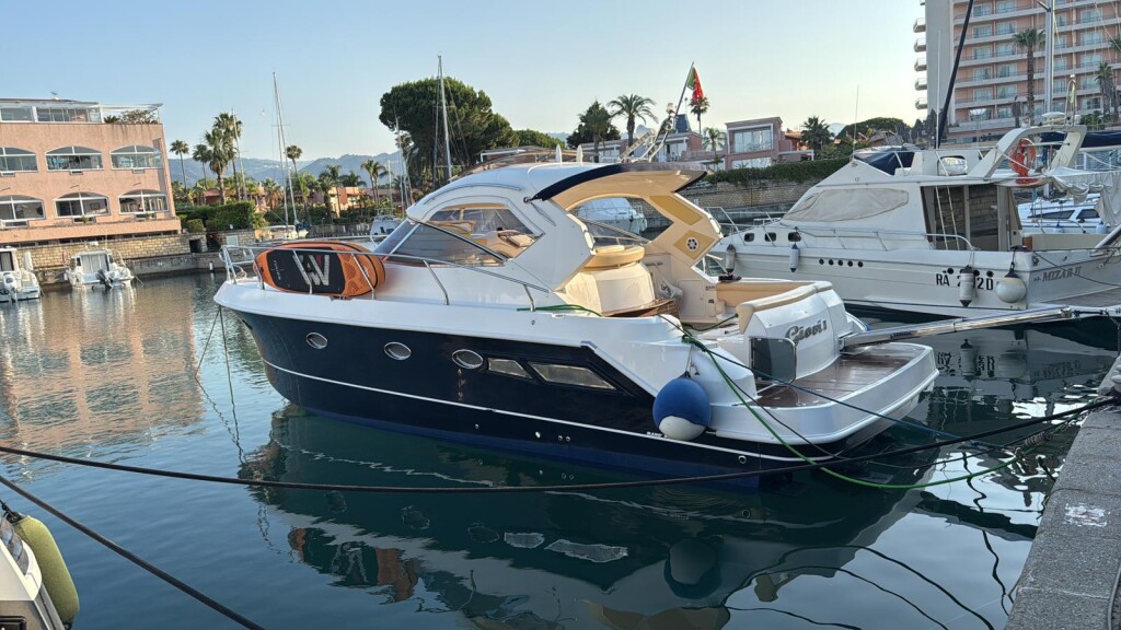 Mano Marine 35 HT Giovi II