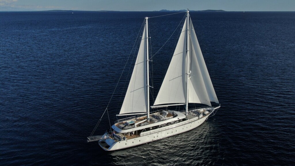 MS Custom Aurum Sky, M/S Aurum Sky