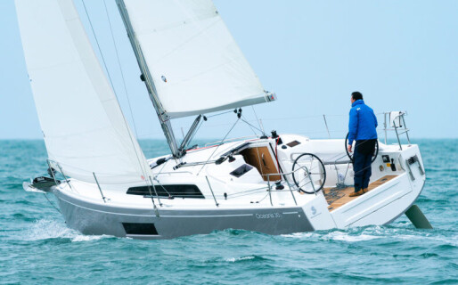 Oceanis 30.1, Lundi