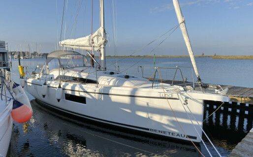 Oceanis 30.1, Lundi