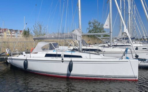Oceanis 35.1, Lunabay