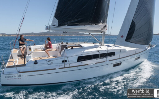 Oceanis 38.1, Diana