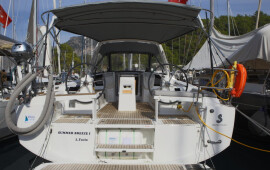 Oceanis 38.1, Summer Breeze 1