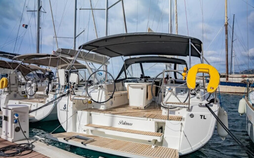 Oceanis 40.1, Polemas