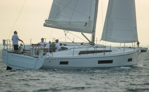 Oceanis 40.1, Kapakap