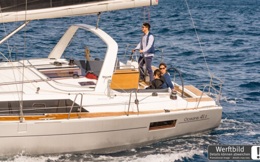 Oceanis 40.1, Namaka Ekolu