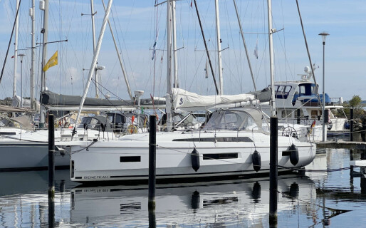 Oceanis 40.1, Grisu