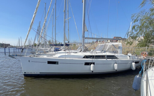 Oceanis 41.1, Becks