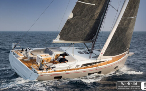 Oceanis 46.1, Momo
