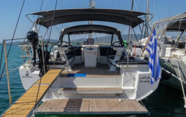 Oceanis 46.1, Layla