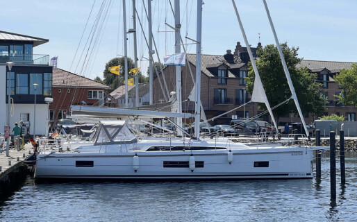 Oceanis 46.1, Avatar