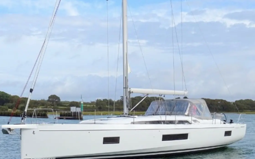 Oceanis 51.1, Bolero