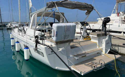 Oceanis 51.1, Libery