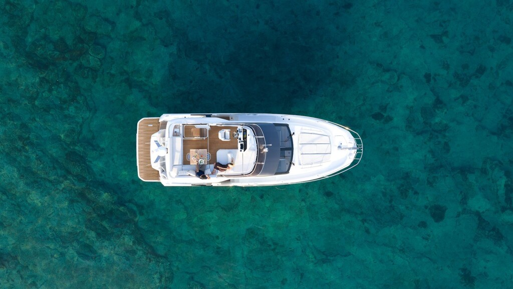 Prestige F4.3 Mr. 77