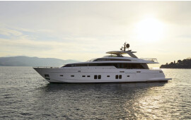 Sanlorenzo Yacht SL106, Dinaia