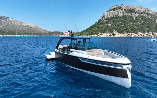 Saxdor 320 GTO, Goldfinger