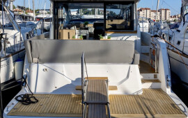 Sealine C390, Ecstasea