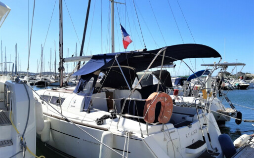 Sun Odyssey 33i, Kalliste