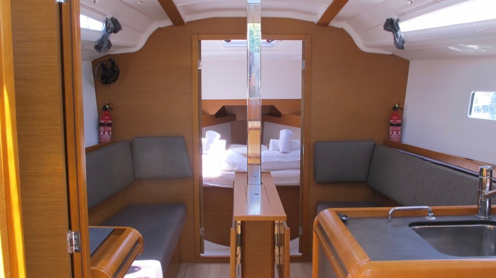 Sun Odyssey 349 Nanouk