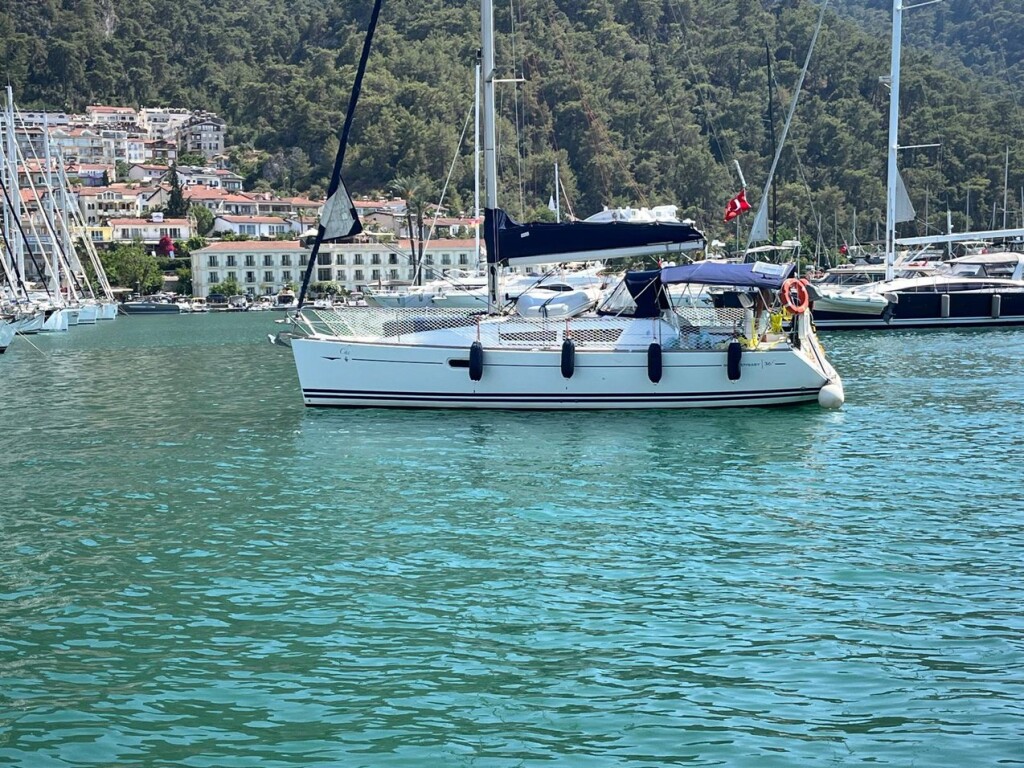 Sun Odyssey 36i Che