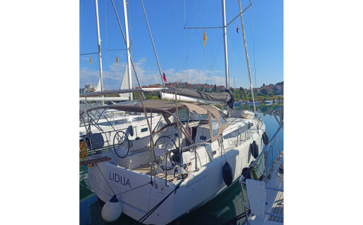 Sun Odyssey 380, Lidija