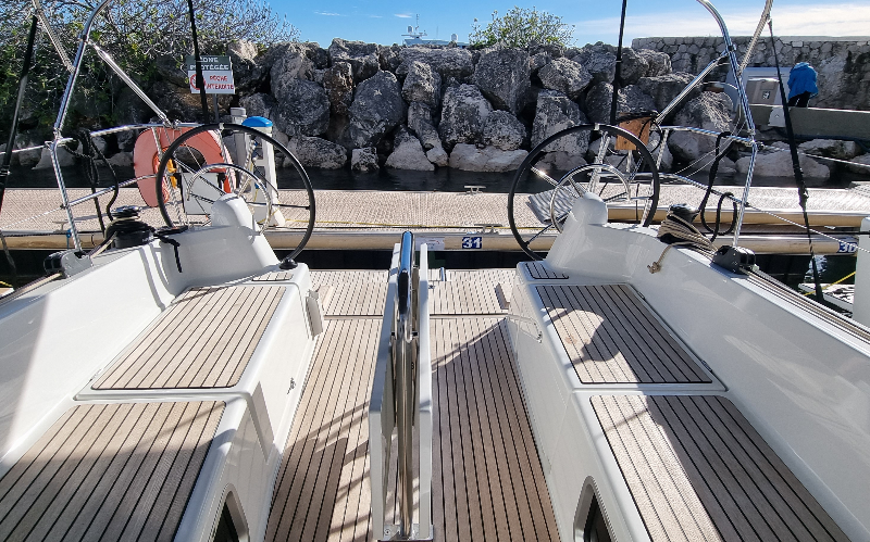 Sun Odyssey 380 Sunny