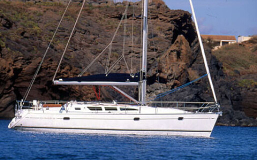 Sun Odyssey 40.3, Evina
