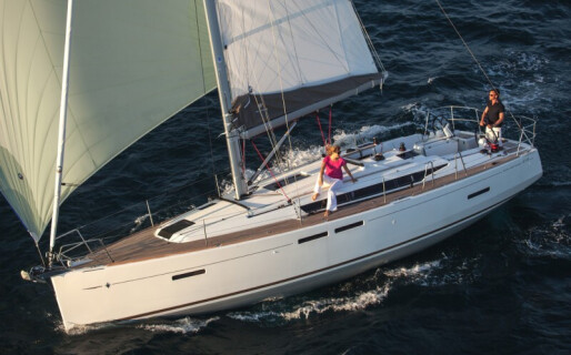 Sun Odyssey 419, Blueberry