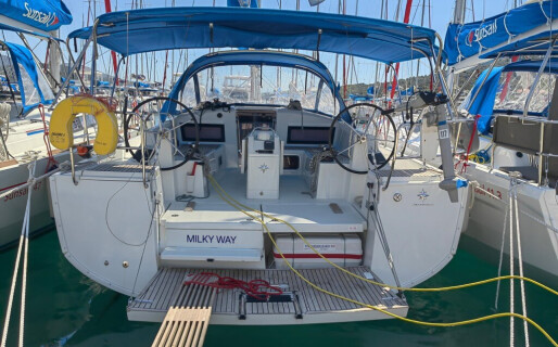 Sun Odyssey 440, Milky Way