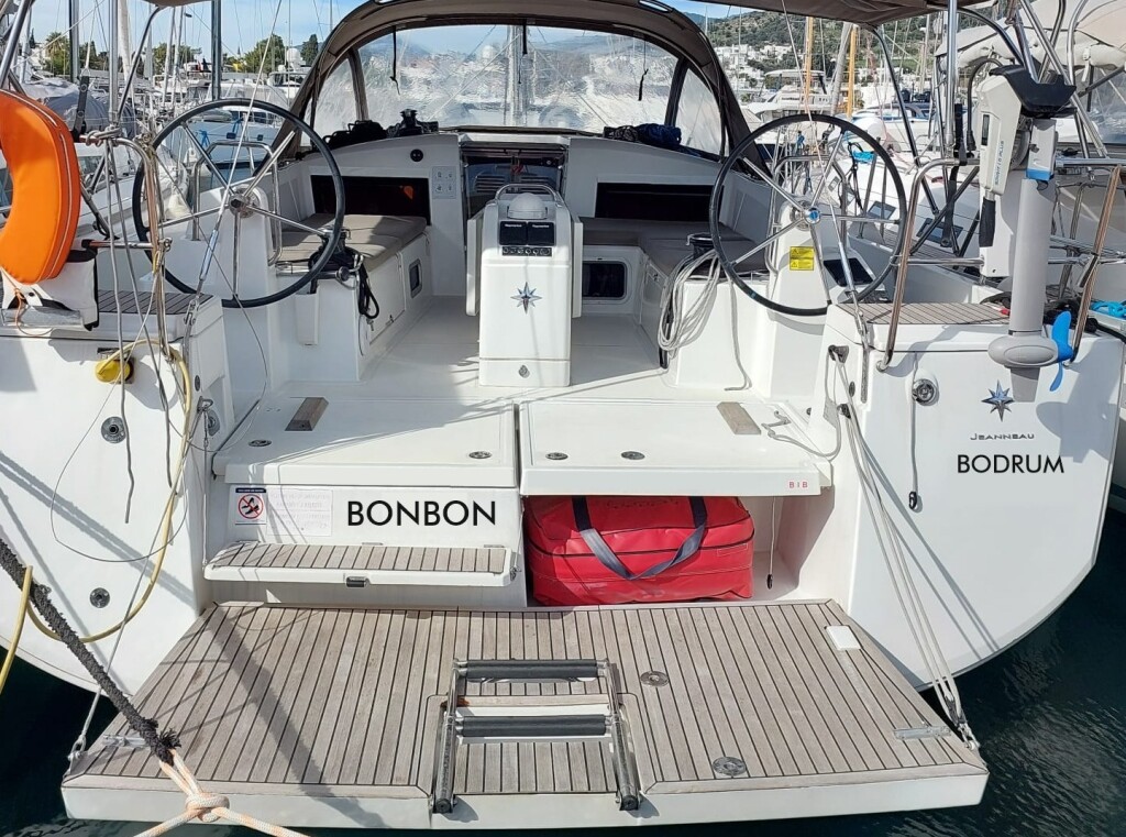 Sun Odyssey 440 Bonbon