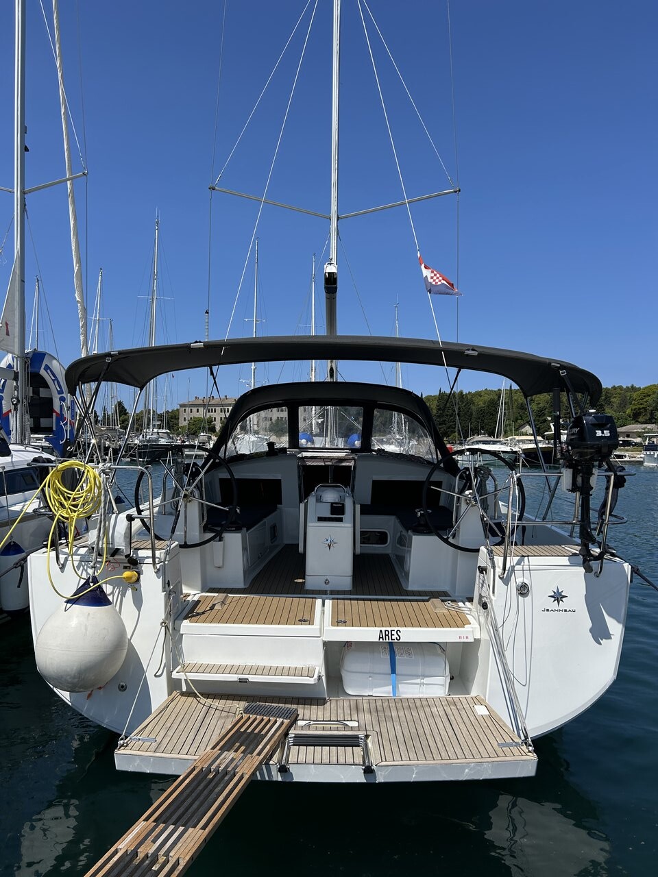 Sun Odyssey 440 Ares