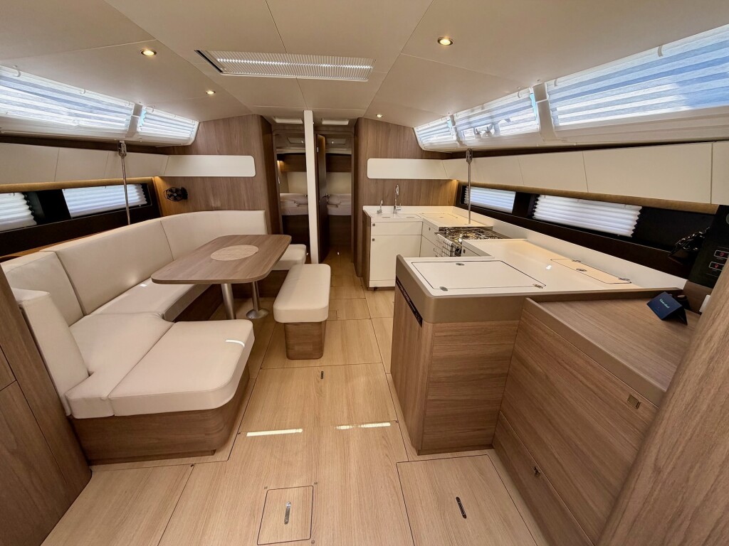 Sun Odyssey 455 Magic Kiss