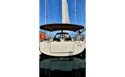 Sun Odyssey 490, Dalion