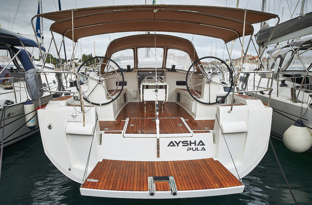 Sun Odyssey 519, Aysha