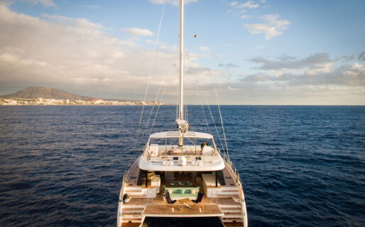 Sunreef 60, Sinata