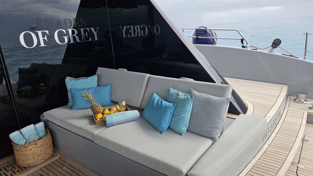 Sunreef 80 Shades of Grey