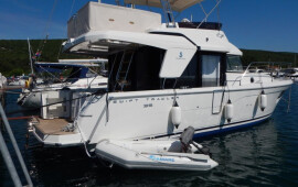 Swift Trawler 35, Kayci